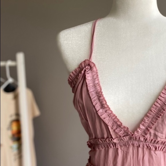 Ruffle Tiered Dress - Picture 5 of 8